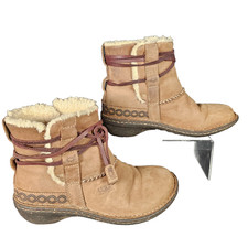 Stivaletti UGG Cove in pelle