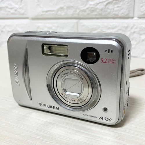 Fotocamera digitale compatta