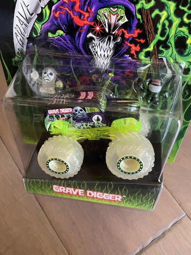 Hot wheels monster jam grave - monster,