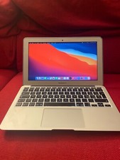 macbook Air  del 2013.   Big Sur 11. Color argento. Processore: intel Core i5