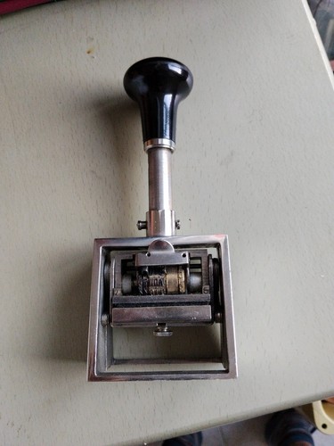 Timbro datario meccanico