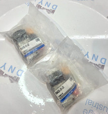 SMC VM430-01-33. Valve