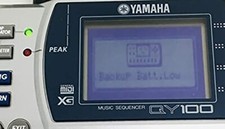 YAMAHA QY100 sequenziatore