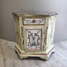 Mobiletto da ingresso dipinto