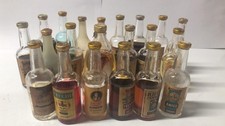 22 mignon di liquore vintage