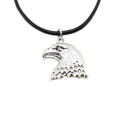 Collana nera con - , ciondolo