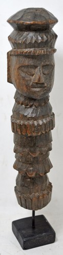 Antico legno tribale uomo - in,