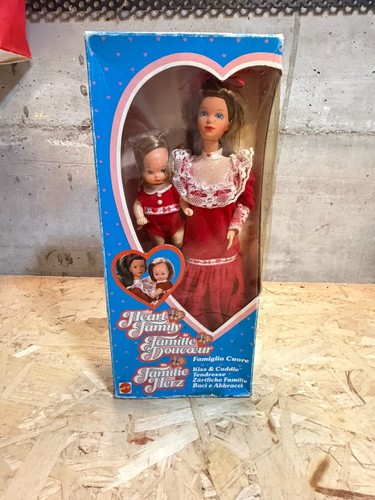Barbie mattel famiglia cuore - mattel,