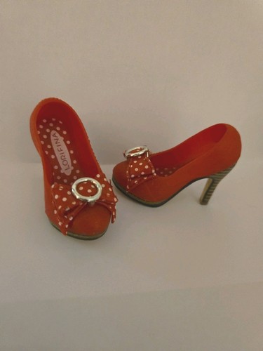 Bambola lorifina rosso tacco - lorifina,