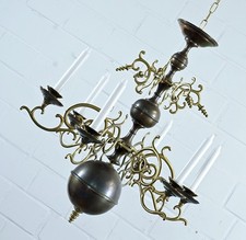 elegante candelabro in ottone