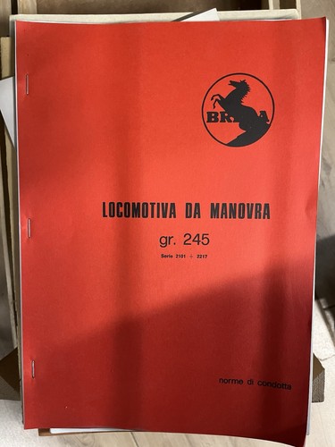 Locomotiva manovra 245 - locomotiva,