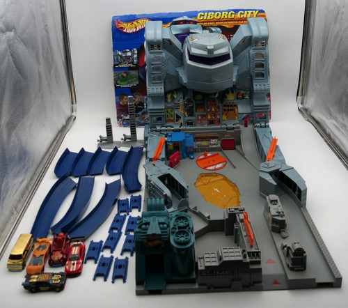 Hot wheels cyborg city playset - hot,