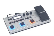 BOSS GT-1B Processore Effetti