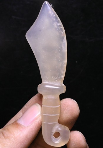 Ciondolo amuleto coltello