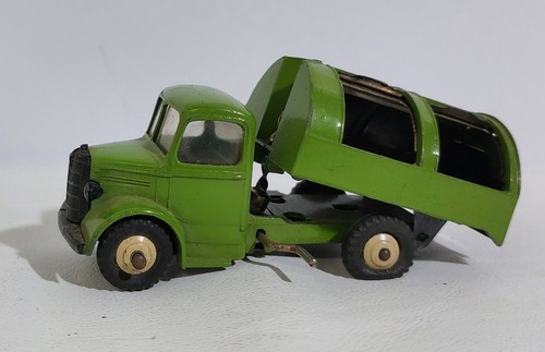 I109320 dinky toys green - toys, 1/43