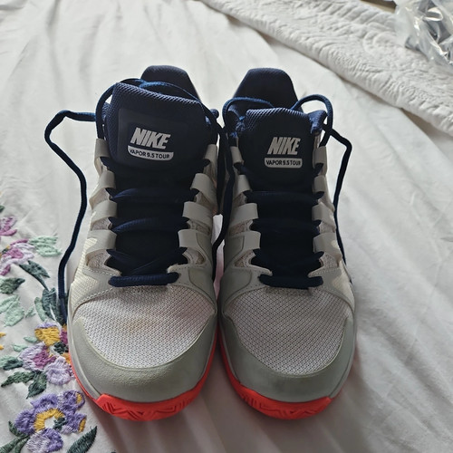 Nike zoom vapor tour - 9.5,