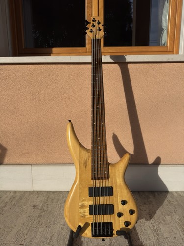 Basso elttrico corde - basso,