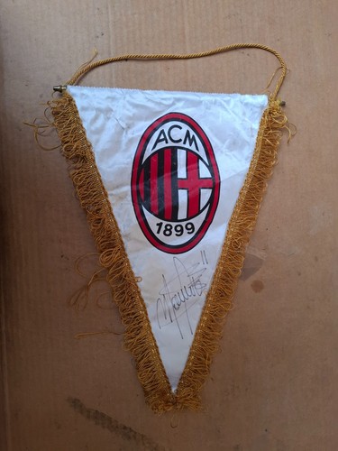 Gagliardetto milan con - milan,