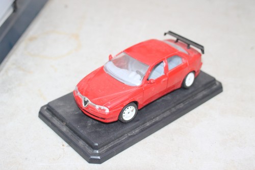 Alfa romeo 156 rouge - rouge, bburago