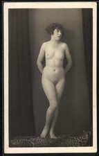 Foto AK Donna Nuda Con Capelli