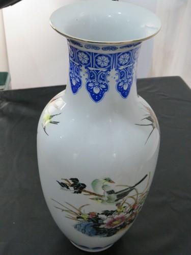 Vecchio vaso portafiori - vecchio, in