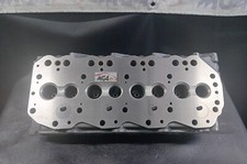 TESTATA MOTORE NISSAN TD 25 NUOVA NUDA DIAMETRO INIETTORI 20mm 2.5 diesel