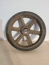 Ruota in ghisa vintage