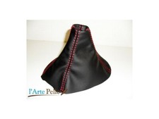 Ford Fiesta Mk6 cuffia cambio pelle nera e cuciture rosse