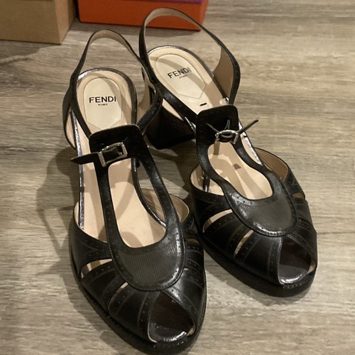 Sandali fendi neri con - sandali,