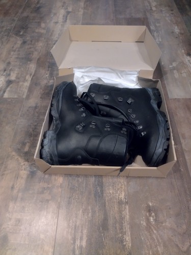 Chaussures rangers félin - /,