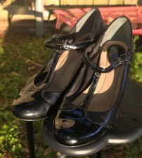 Giani Bernini Vineza T-strap