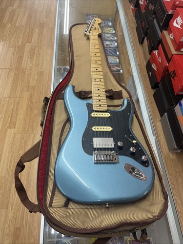 Fender stratocaster 2021 - fender,