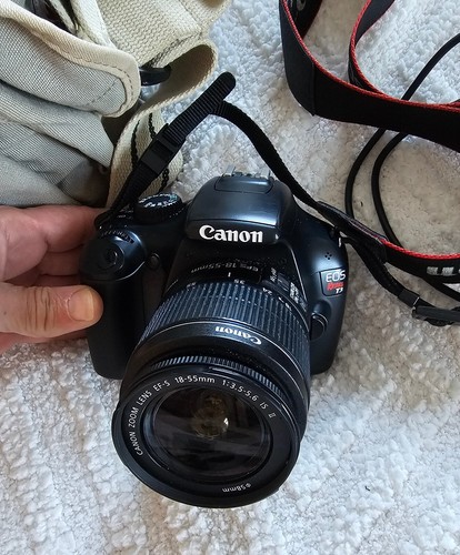 Canon eos rebel 1100d - eos,