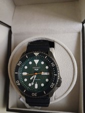 Seiko 5 Sports SRPD77K1 42,5mm