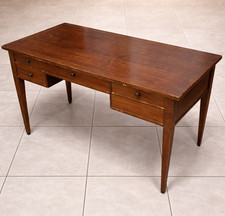 Scrivania in legno vintage con