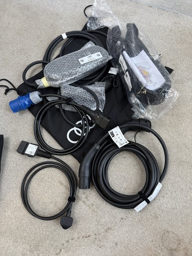Caricabatteria audi tron ev - audi,