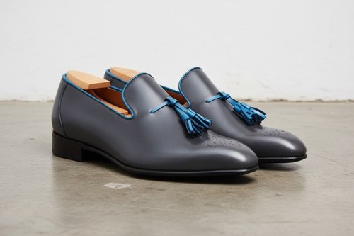 Nuove scarpe eleganti - , su