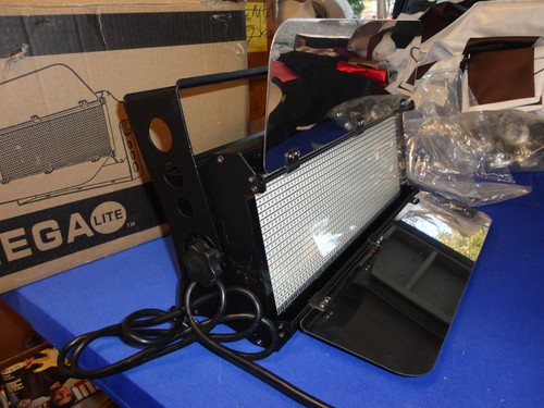 Ledstrobe rgb dmx - rgb,