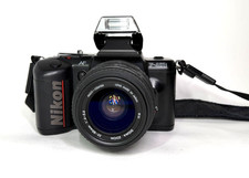 Nikon F-401s AF 35mm