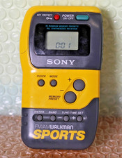 Sony SRF-M70 SPORTS AM FM VINTAGE WALKMAN RADIO PORTATILE funzionante gialla