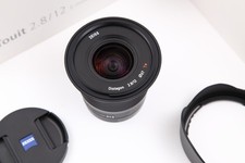 Zeiss Touit 12 mm f/2.8