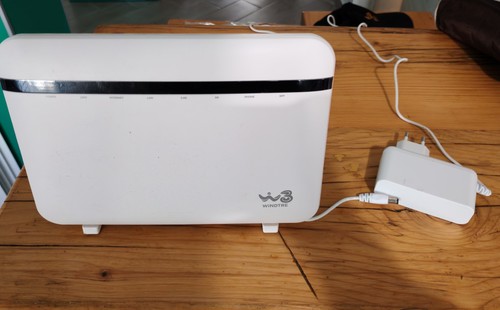 Modem router wind3 hub - wind3,