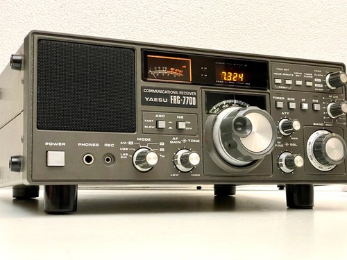Yaesu frg 7700 radio - -,
