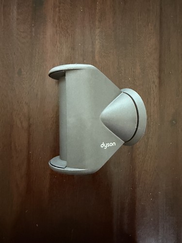 Dyson supersonic styling - supersonic,