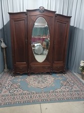 Armadio Tre Ante In Noce Primi