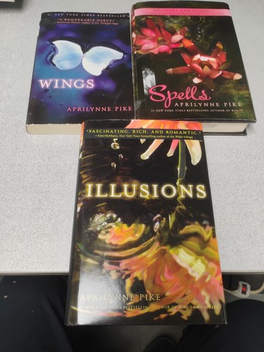 Lot aprilynne pike book - of,