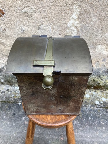 Scatola metallo piano - , a