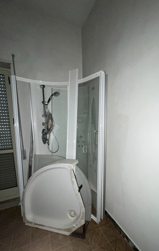 Doccia idromassaggio - idromassaggio,