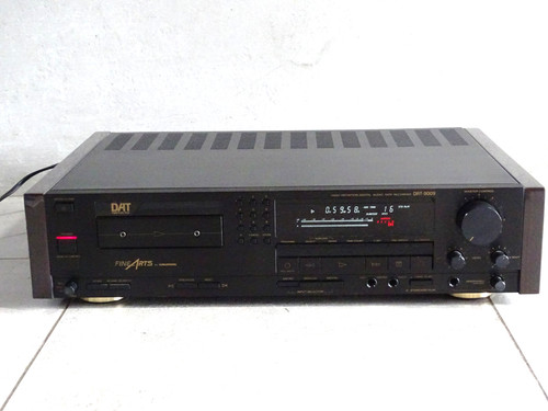 Grundig fine arts dat - grundig,