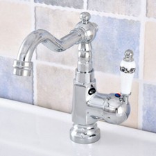 Rubinetto miscelatore girevole